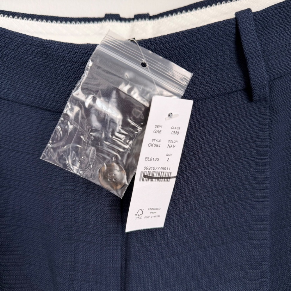 J Crew Navy Pleated Trouser Shorts Size 2 Luster Canvas NWT - Picture 7 of 7